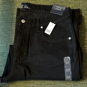 GAP Women’s High Rise, Wide Leg Cropped Black Jeans